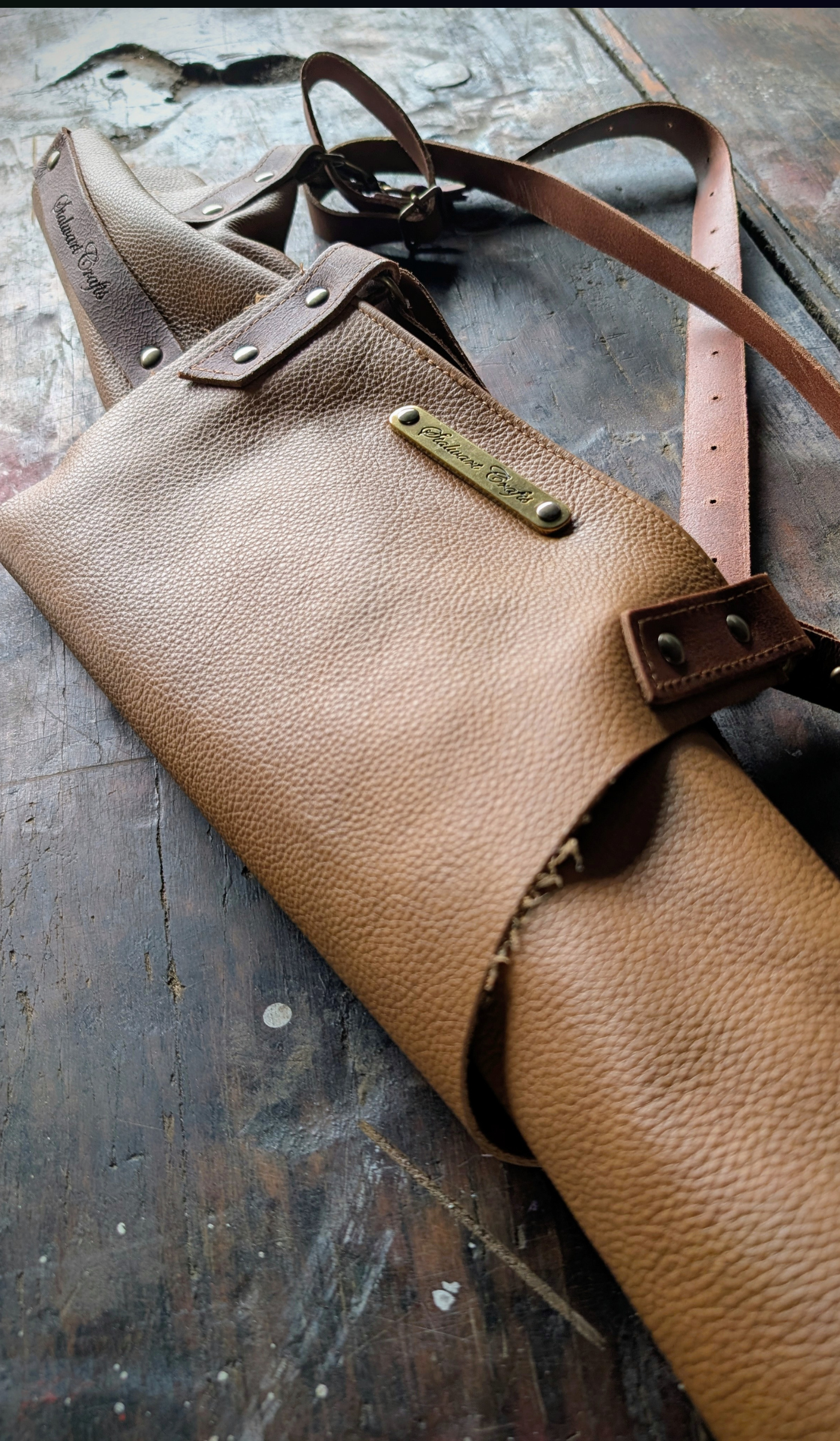 leather apron,leather aprons,leather aprons uk,handcrafted leather aprons,uk aprons