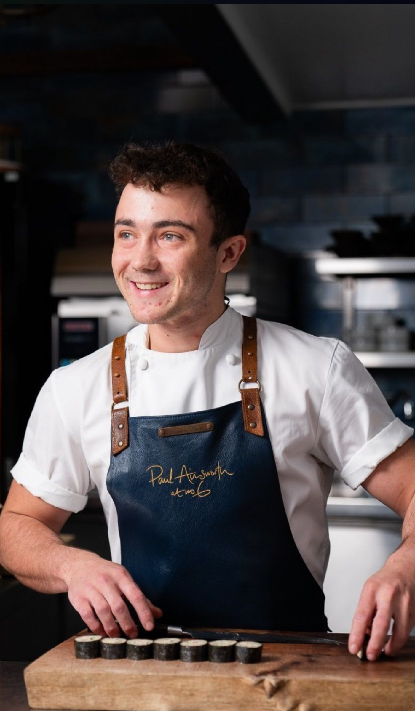 leather apron,leather aprons,leather aprons uk,handcrafted leather aprons,uk aprons