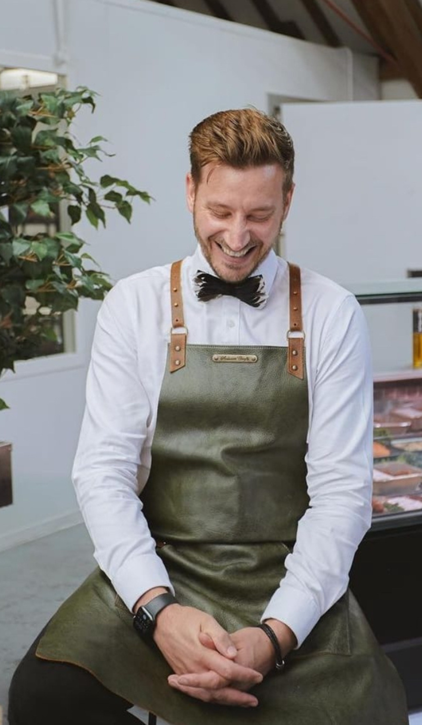 leather apron,leather aprons,leather aprons uk,handcrafted leather aprons,uk aprons