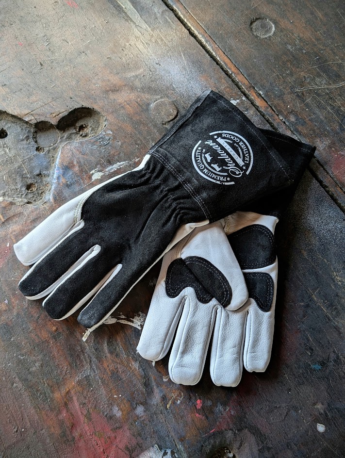 leather apron,leather aprons,leather aprons uk,handcrafted leather aprons,uk aprons