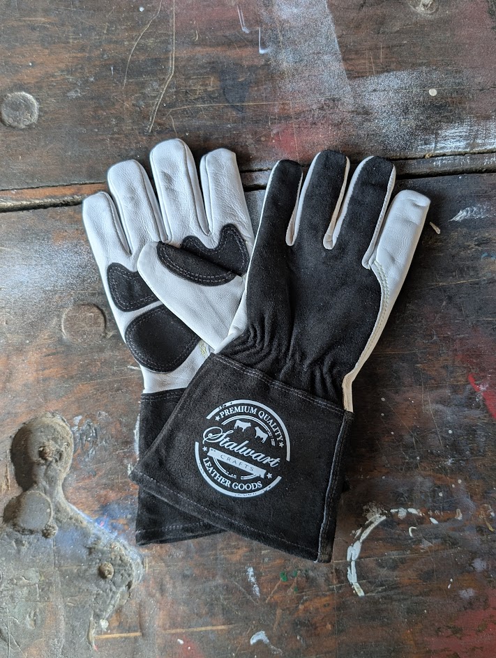 leather apron,leather aprons,leather aprons uk,handcrafted leather aprons,uk aprons